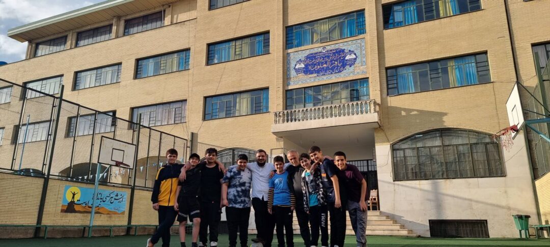 اردوی شبی در مدرسه پایه ۷ بمناسبت نیمه شعبان