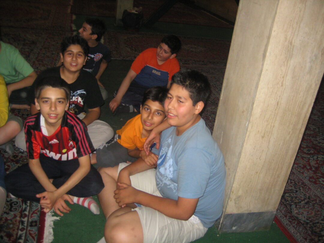 اردوی شبی در مدرسه