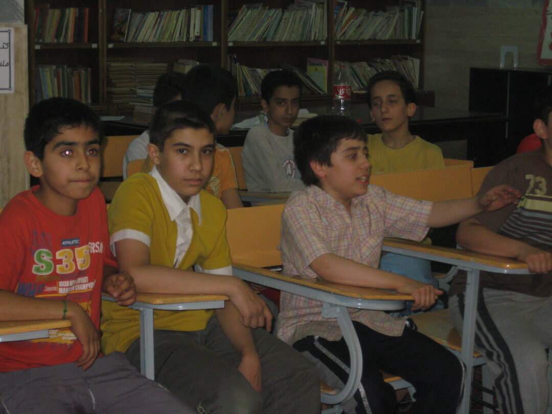 اردوی شبی در مدرسه