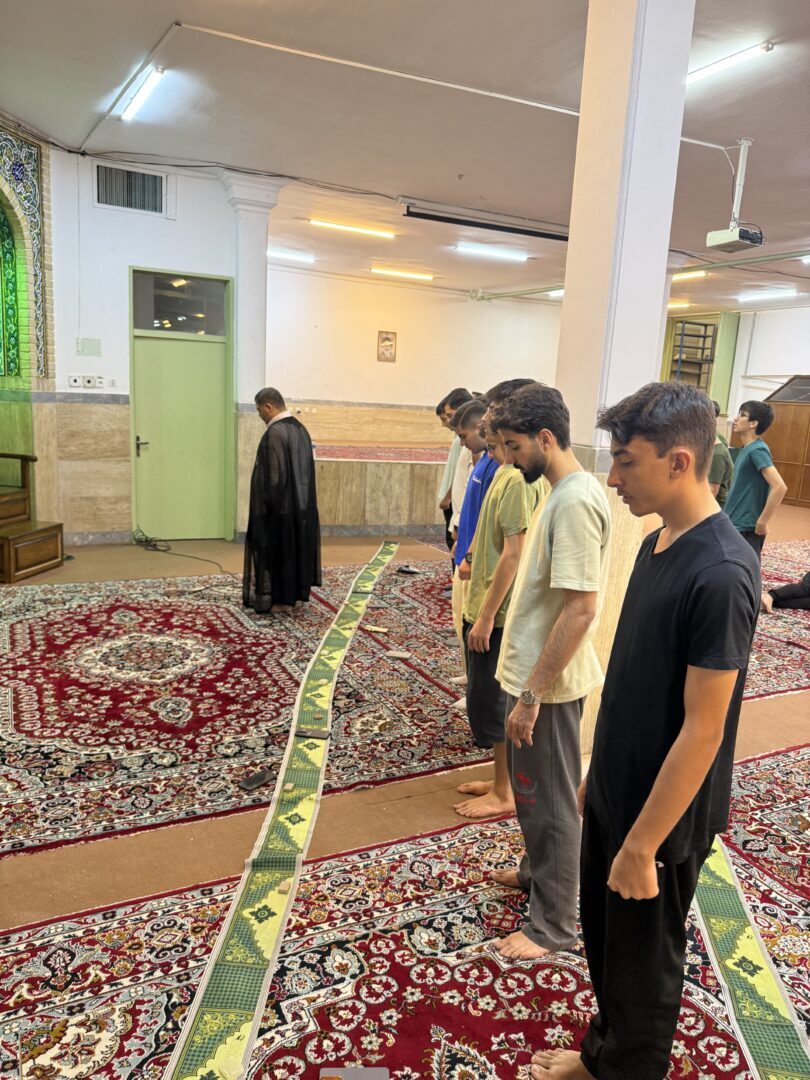 اردو عصری در مدرسه دبیرستان دوره دوم