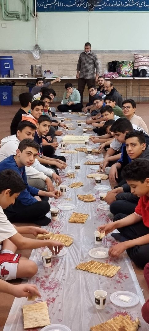 اردوی شبی در مدرسه پایه ۸