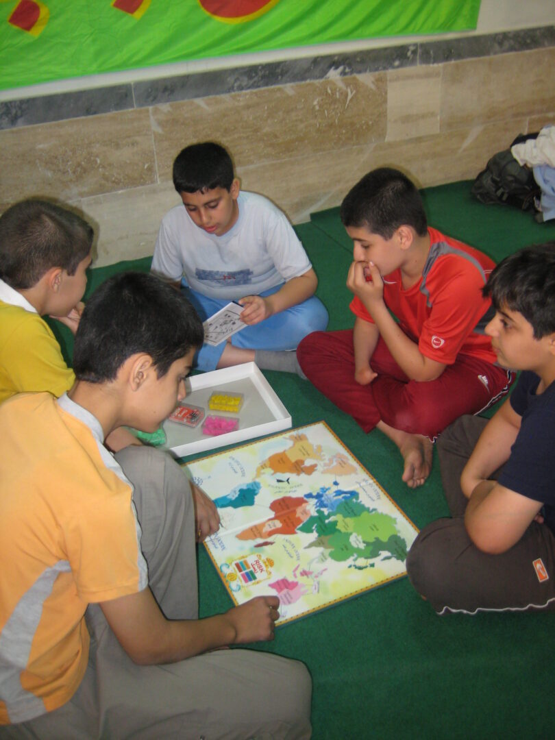 اردوی شبی در مدرسه