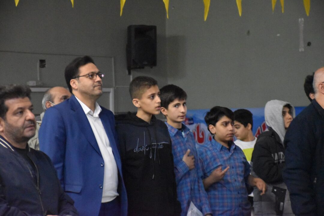 افطار پدر و پسری و شبی در مدرسه هشتم