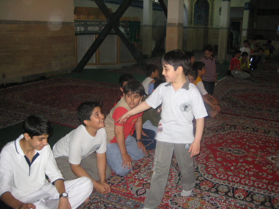 اردوی شبی در مدرسه