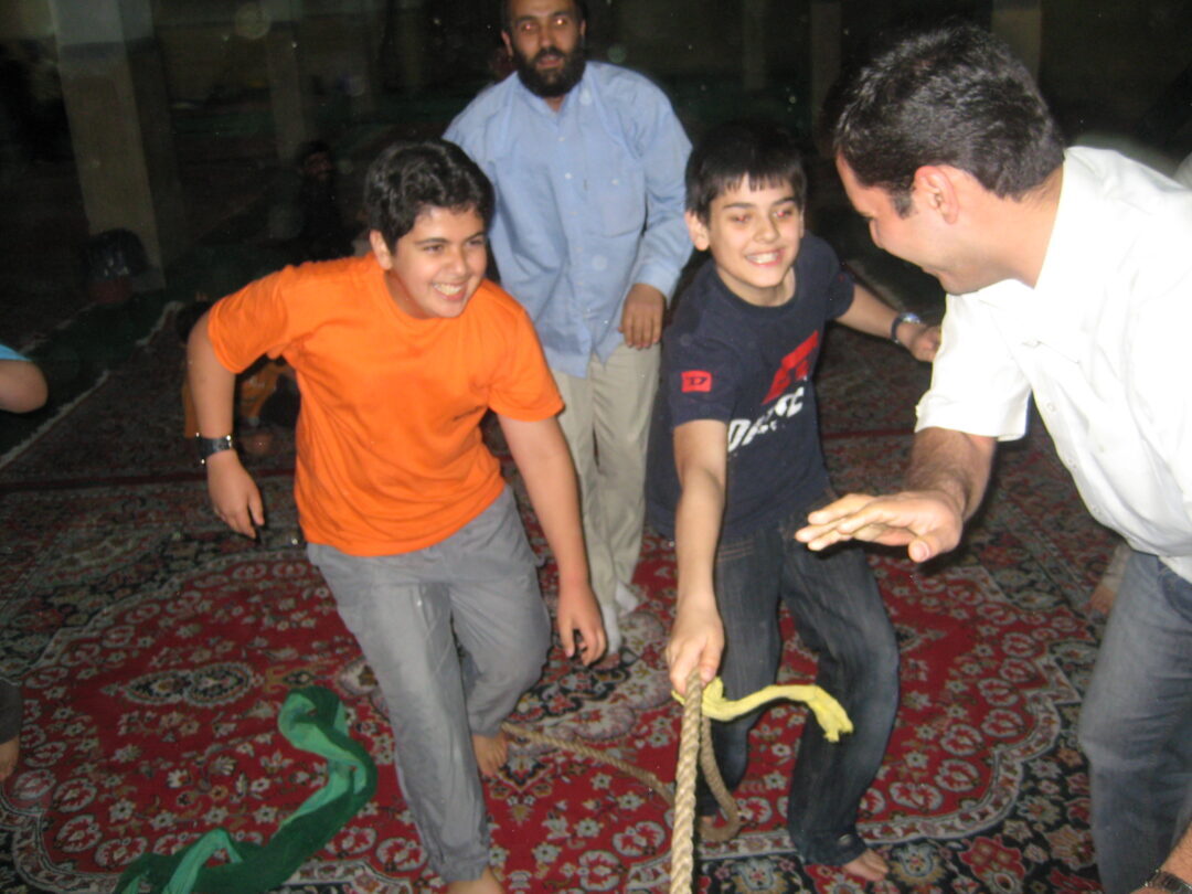 اردوی شبی در مدرسه
