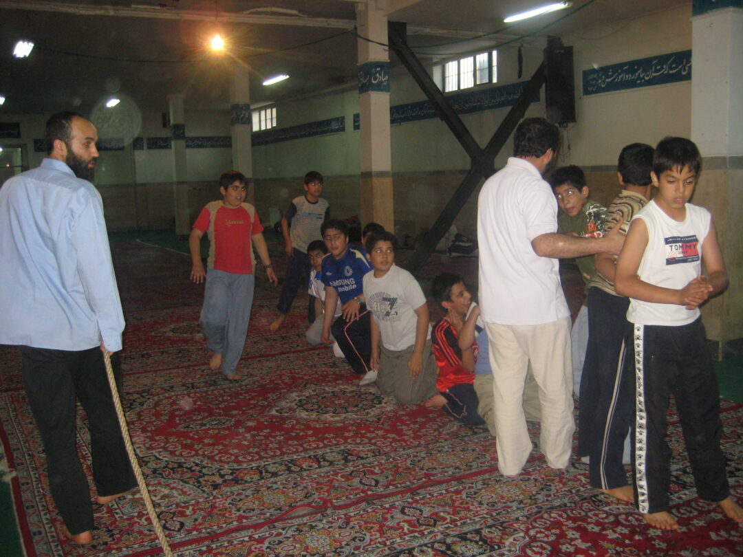 اردوی شبی در مدرسه