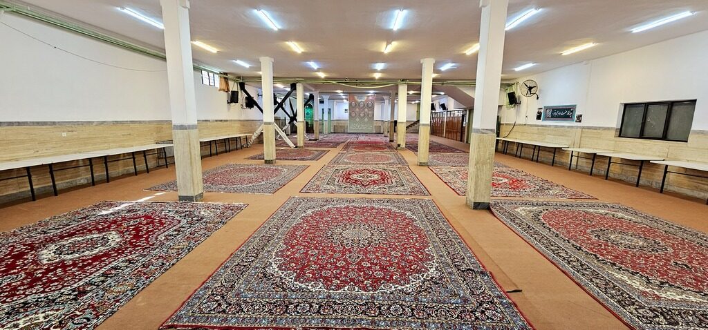 برگزاری نماز جماعت