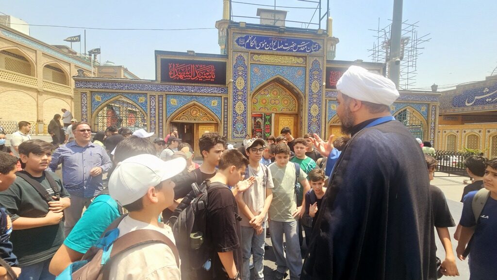 اردوی موزه سینما و امامزاده صالح