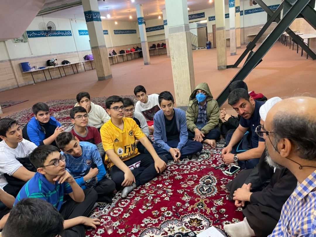 اردوی شبی در مدرسه پایه ۸