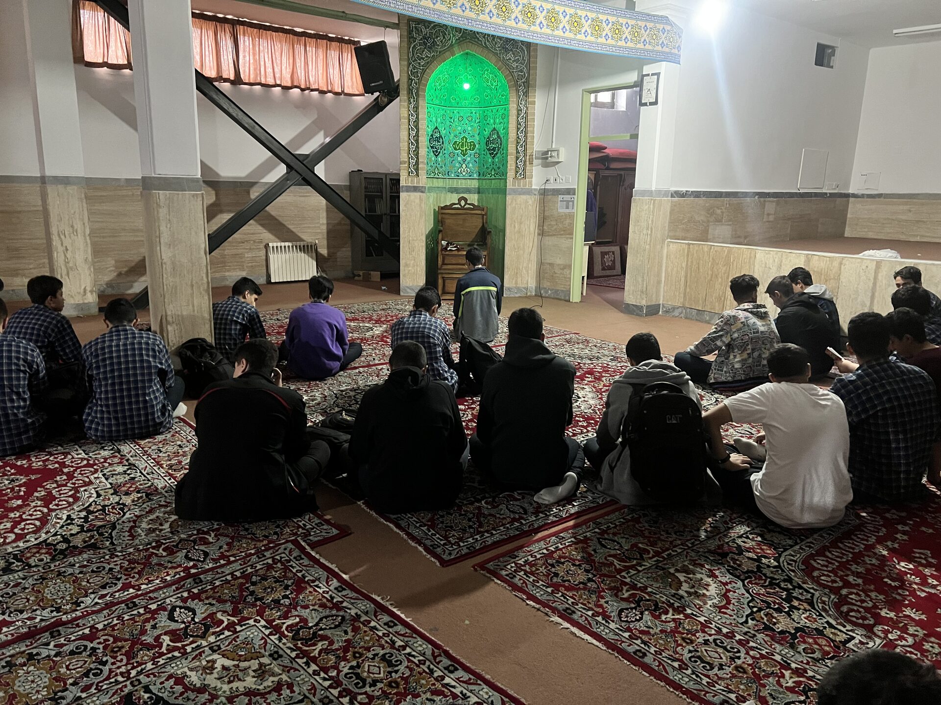 محفل عاشقی هفتگی+صبحانه همدلی۱۰آبان