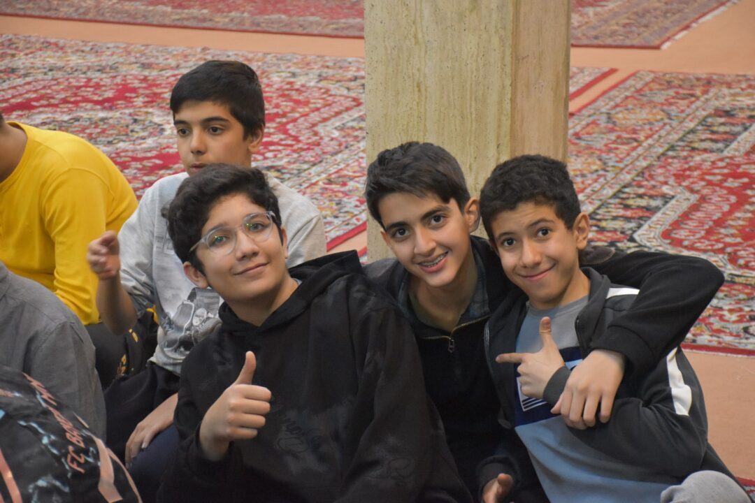 افطار پدر و پسری و شبی در مدرسه هشتم