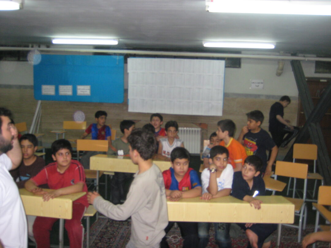 اردوی شبی در مدرسه