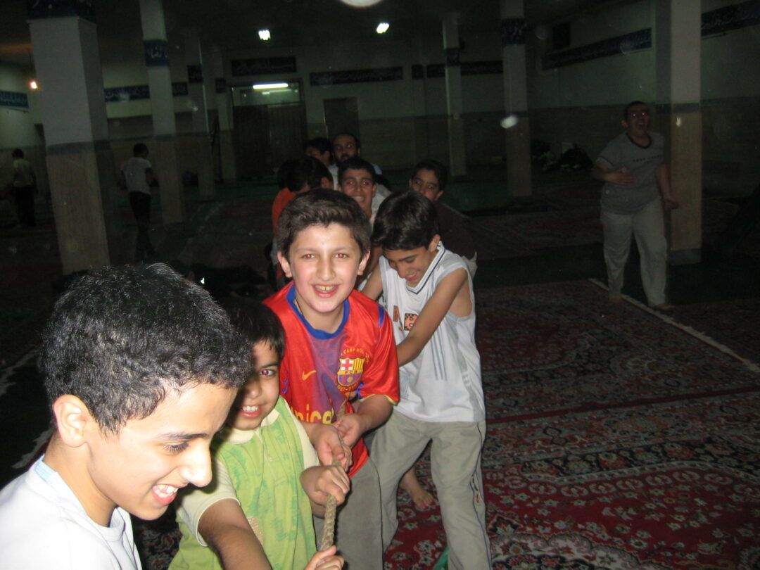 اردوی شبی در مدرسه