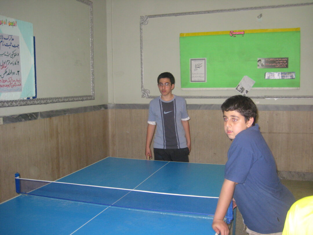 اردوی شبی در مدرسه