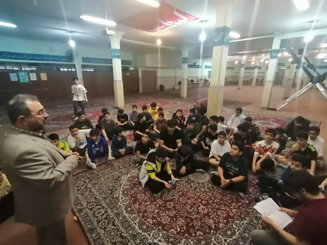 اردوی شبی در مدرسه پایه ۷ بمناسبت نیمه شعبان