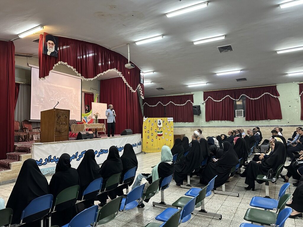 جشن روز معلم و شوراي دبيران - ارديبهشت ١٤٠٥