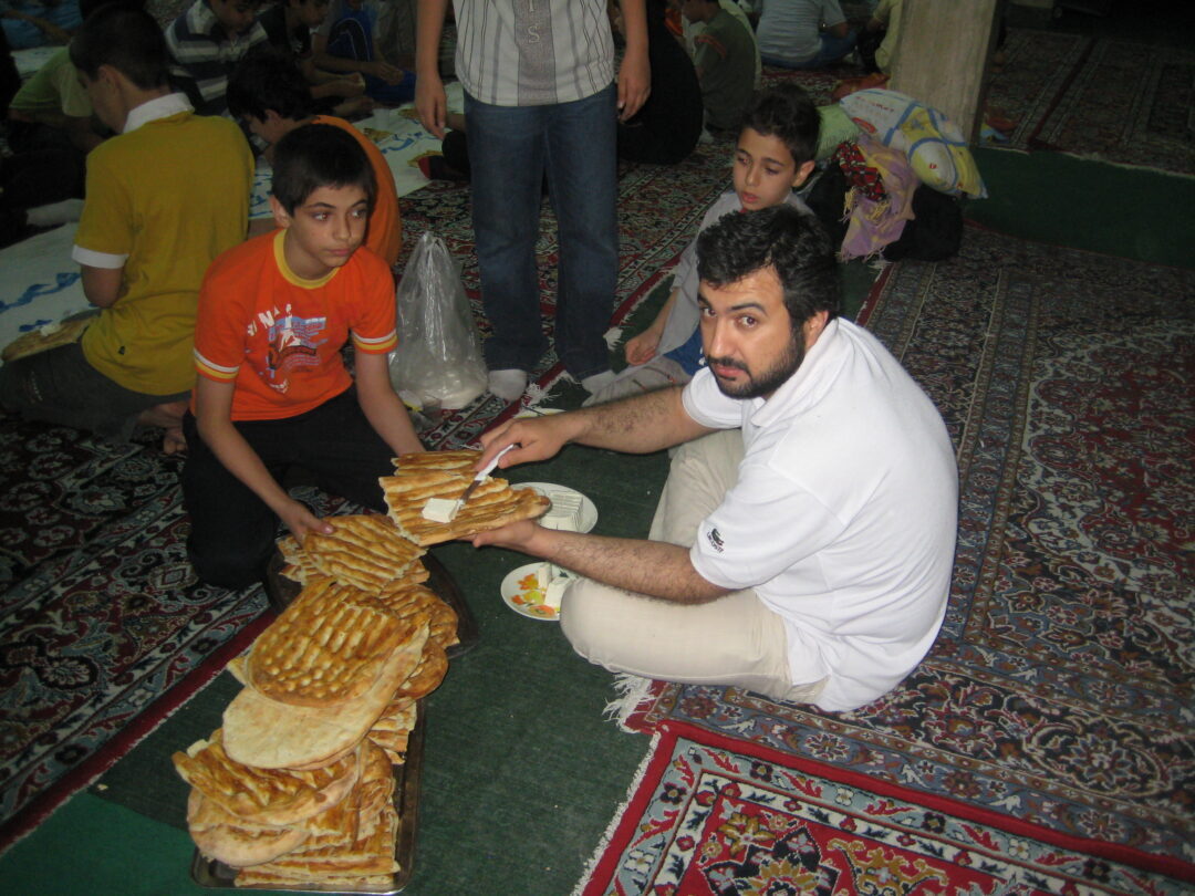 اردوی شبی در مدرسه