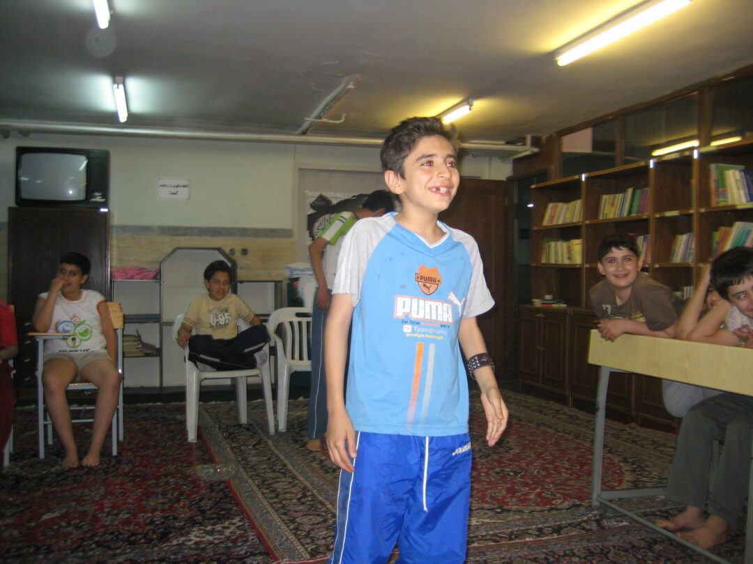اردوی شبی در مدرسه