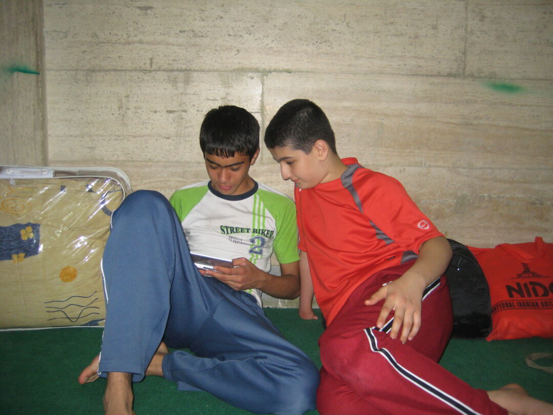 اردوی شبی در مدرسه