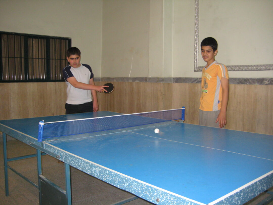 اردوی شبی در مدرسه