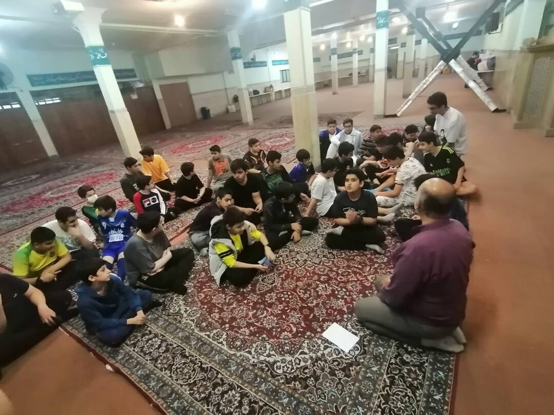 اردوی شبی در مدرسه پایه ۷ بمناسبت نیمه شعبان
