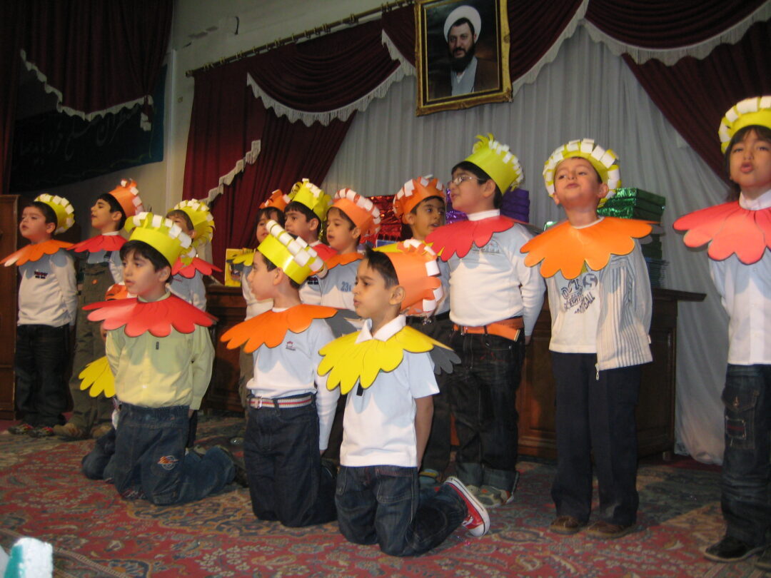 جشن فارغ التحصیلی پیش دبستانی و الفبا اولیها