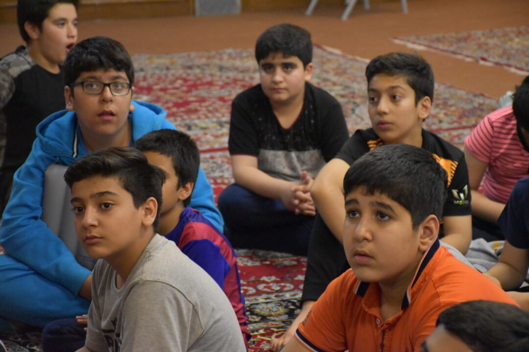 اردوی شبی در مدرسه