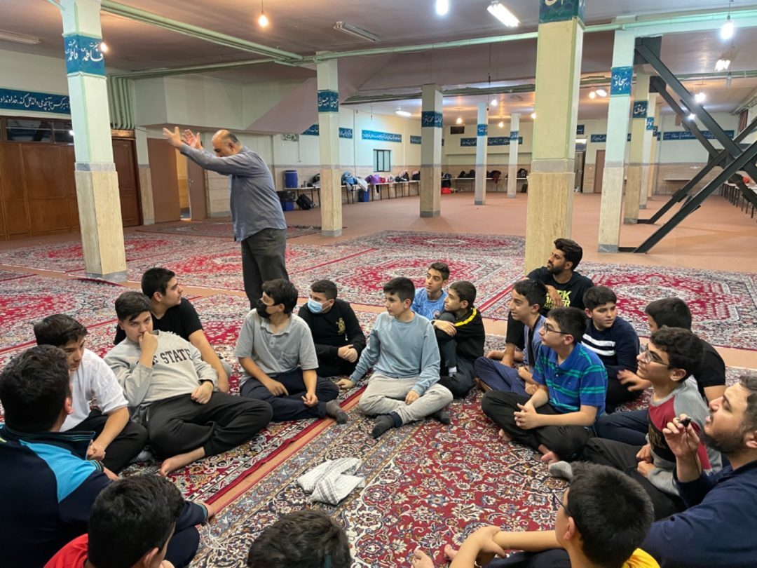 اردوی شبی در مدرسه پایه ۸