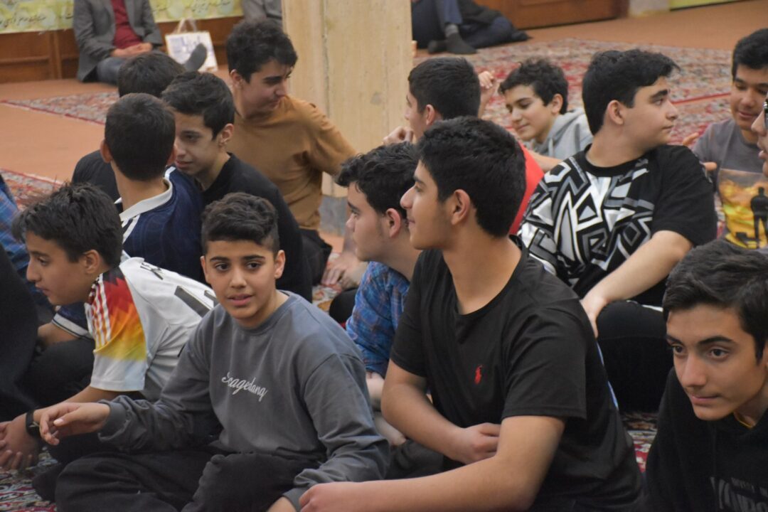 افطار پدر و پسری و شبی در مدرسه هشتم