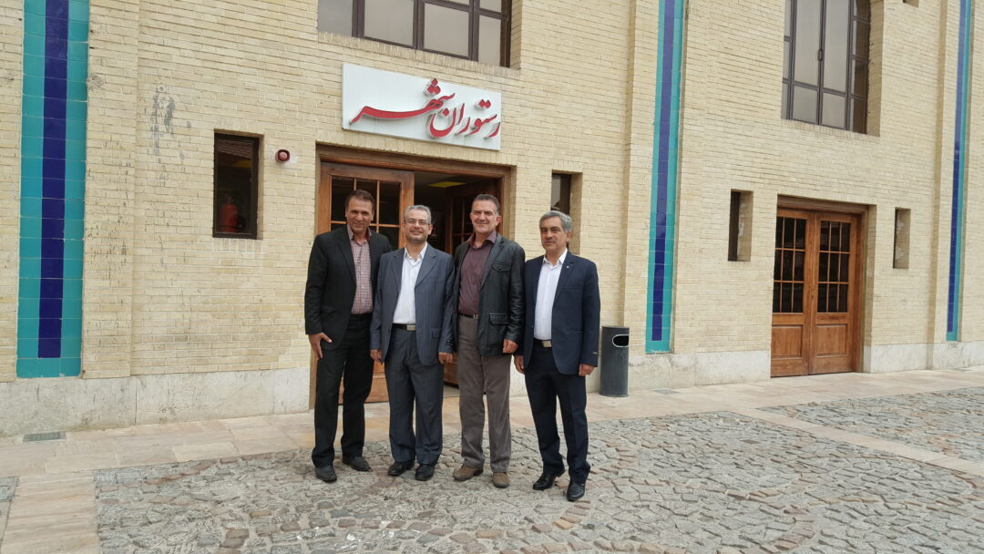 مراسم تجلیل از مقام شامخ معلم