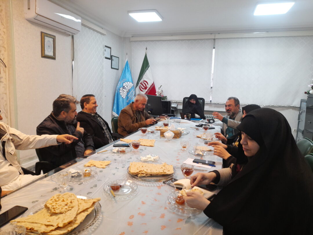 جلسه ی انجمن اولیا ومربیان