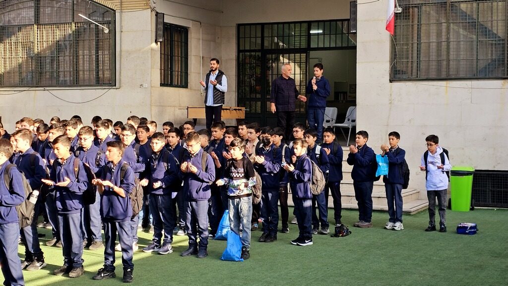 بازگشایی مدرسه دوره اول متوسطه