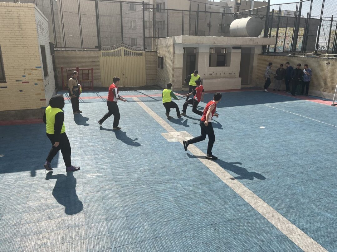 مسابقات فوتبال دهه فجر دوره دوم متوسطه