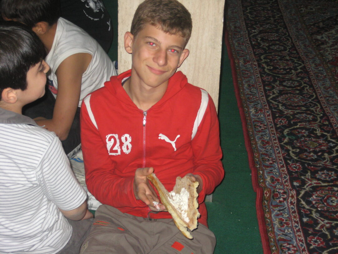 اردوی شبی در مدرسه