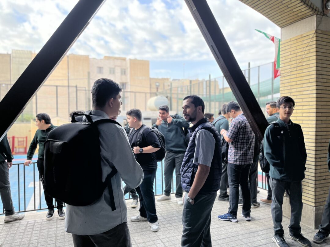 مراسم بازگشایی مدرسه(شروع سال تحصیلی) دبیرستان دوره دوم