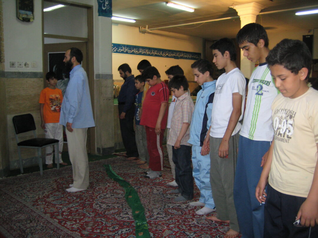 اردوی شبی در مدرسه
