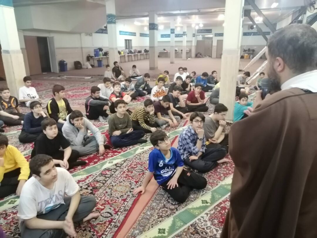 اردوی شبی در مدرسه پایه ۷ بمناسبت نیمه شعبان