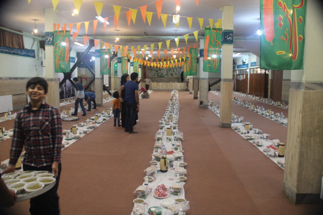 جشن بزرگ سفره مودت ( افطاری )