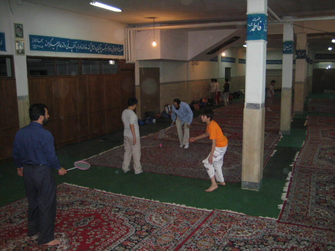 اردوی شبی در مدرسه