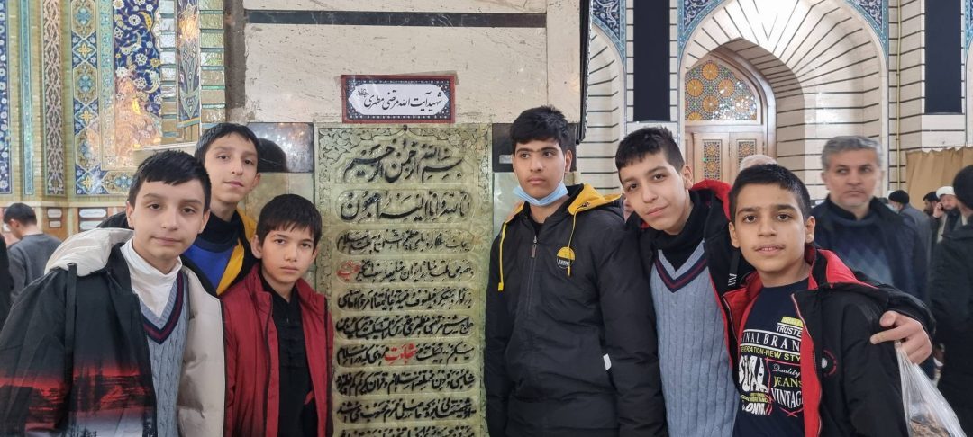 اردوی خانوادگی زیارتی قم در بیستمین سالگرد ارتحال ملکوتی مرحوم مغفور حضرت حجة الاسلام والمسلمین حاج آقای صمیمی(ره)موسس فقید مجتمع