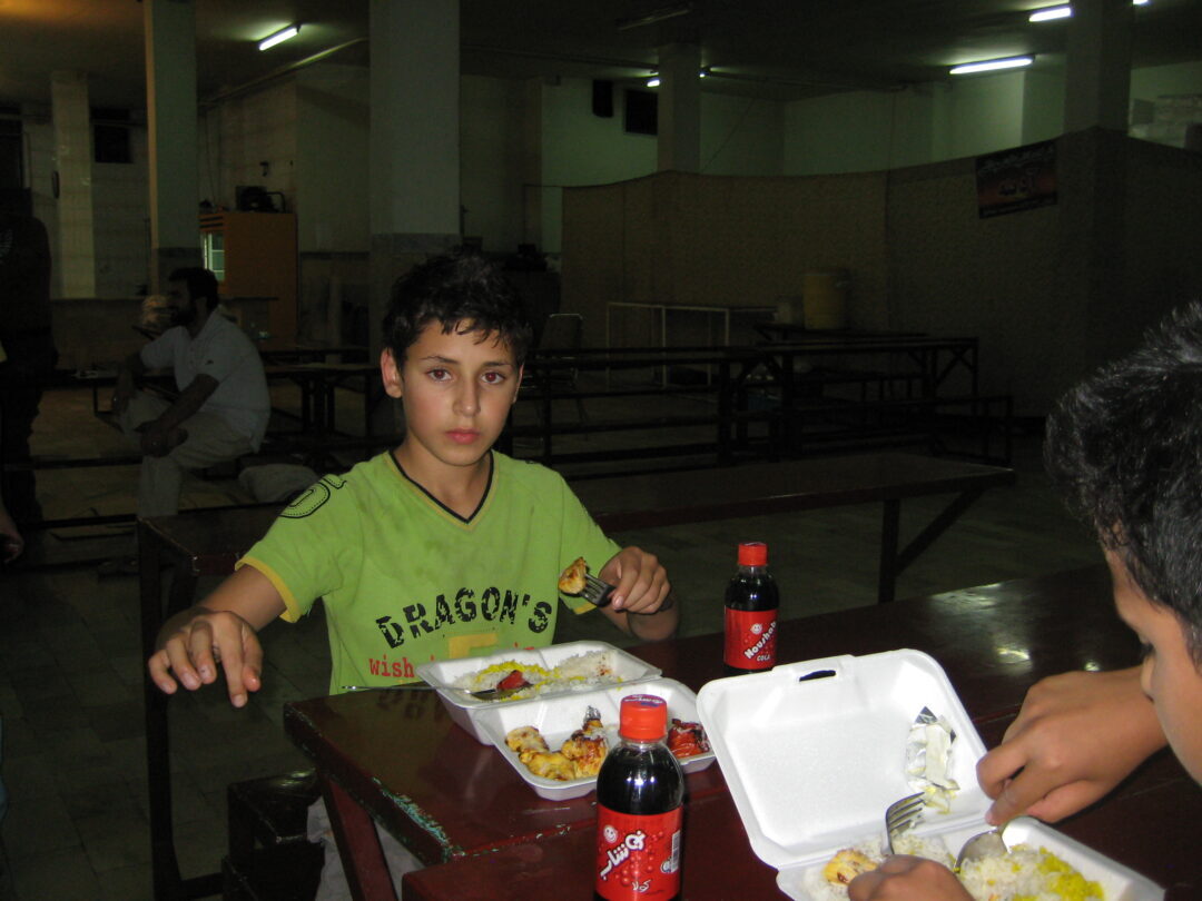 اردوی شبی در مدرسه