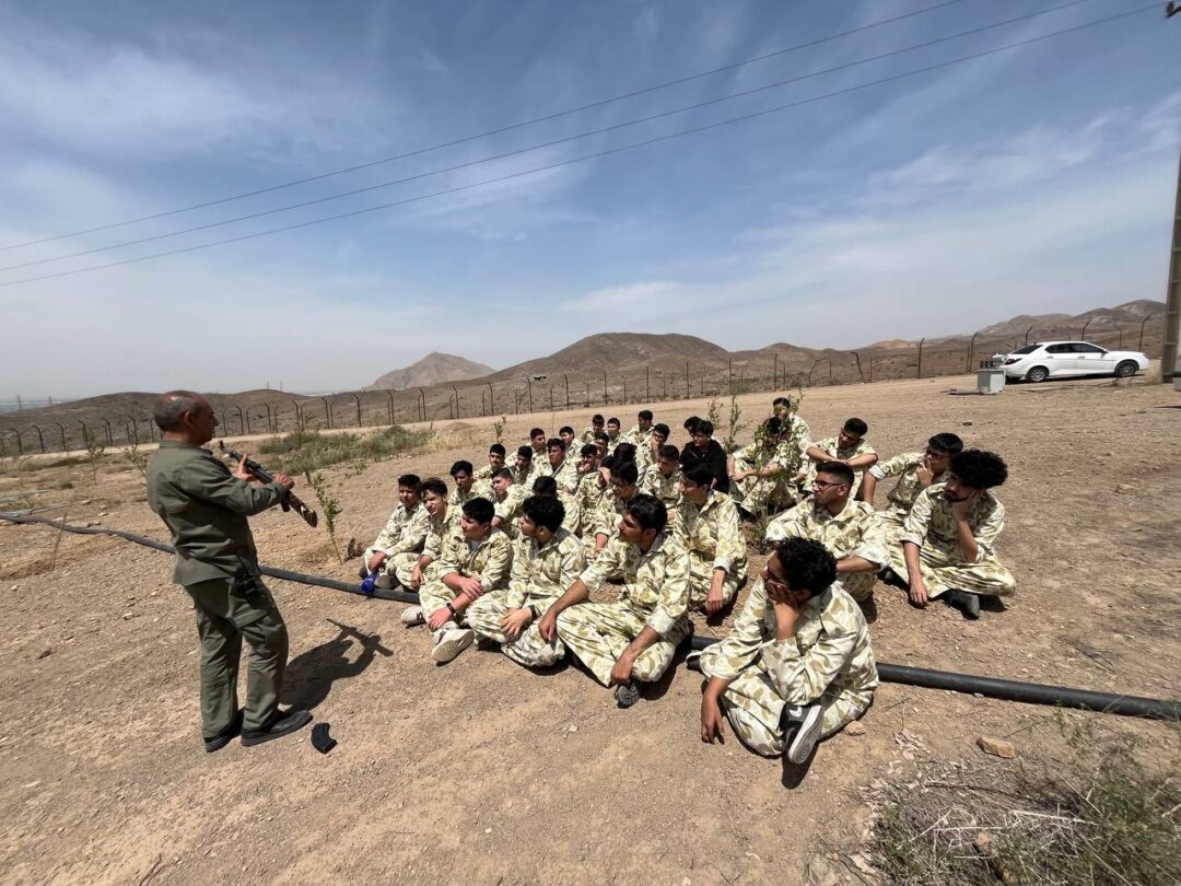 اردوی نظامی (بخش عملی آمادگی دفاعی)