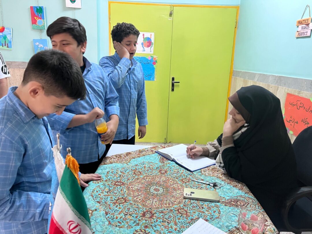 ثبت نام مسابقات قرآن  و عترت دانش آموزی