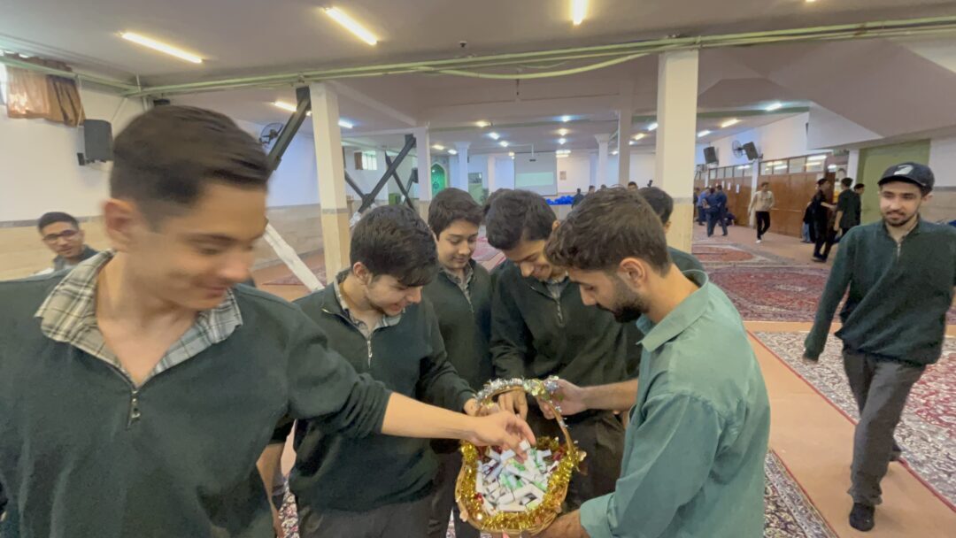 قرار عاشقی(ویژه برنامه فرهنگی/مذهبی)دبیرستان دوره دوم