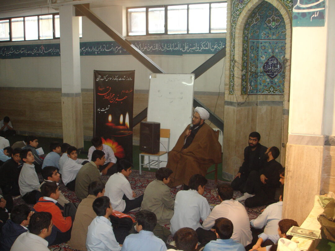 اقامه عزای شهادت امام صادق (ع)
