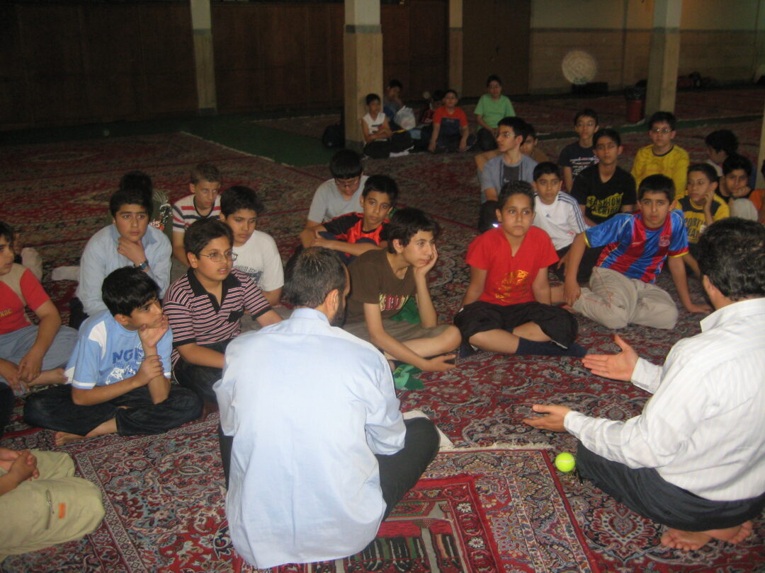 اردوی شبی در مدرسه