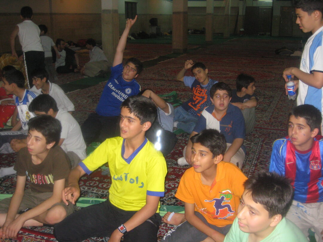 اردوی شبی در مدرسه