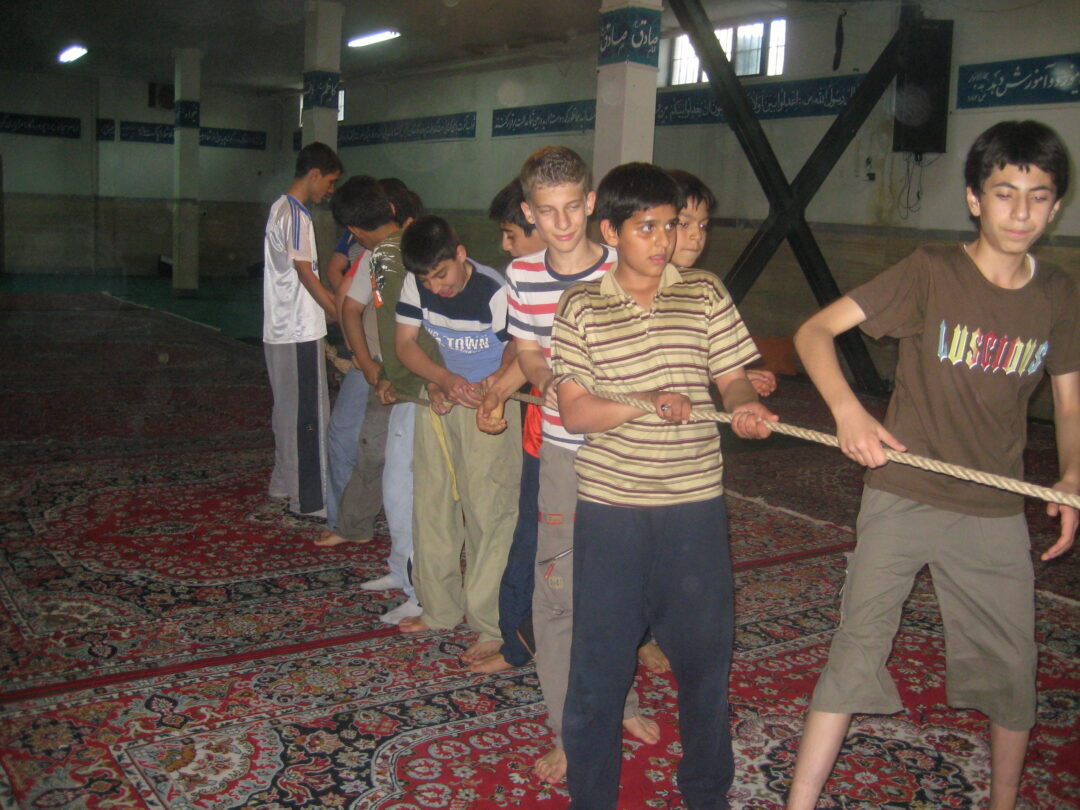 اردوی شبی در مدرسه