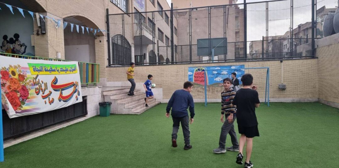 اردوی شبی در مدرسه پایه ۷ بمناسبت نیمه شعبان