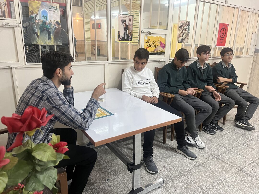 جلسه شورای فرهنگی-پرورشی دانش آموزان دبیرستان دوره دوم